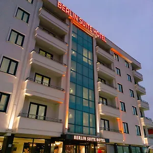 **** Otel Berlin Türkiye